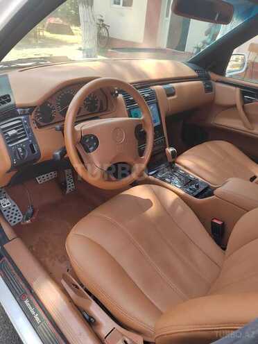 Mercedes E 220 d 2001, 200,000 km - 2.0 л - Bakı