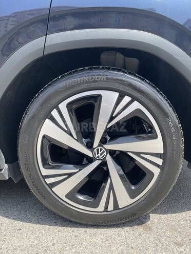 Volkswagen ID.6 Crozz-5