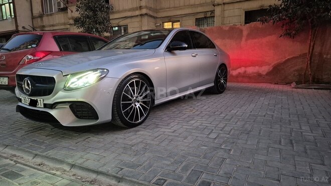 Mercedes E 300 2017, 175,000 km - 2.0 л - Sabirabad