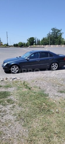 Mercedes E 320 2003, 350,000 km - 3.2 l - Balakən