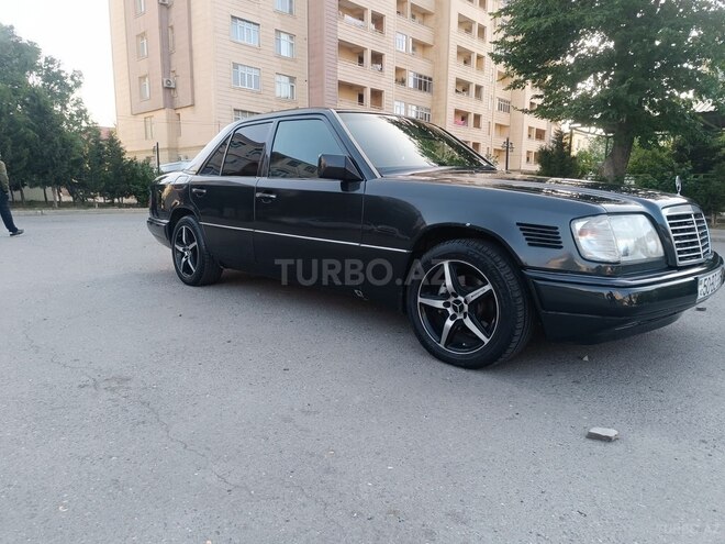 Mercedes E 250 1994, 350,000 km - 2.5 л - Sumqayıt