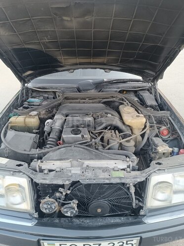 Mercedes E 250 1994, 350,000 km - 2.5 л - Sumqayıt