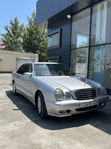 Mercedes E 220 d 2001, 450,000 km - 2.2 л - Ağcabədi