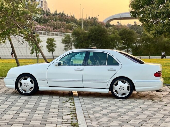 Mercedes E 320 2001, 320,100 km - 3.2 l - Bakı