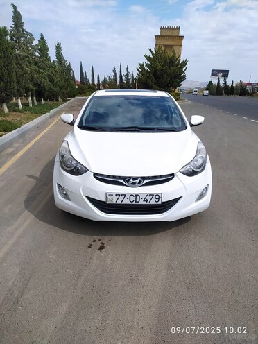 Hyundai Elantra 2011, 220,000 km - 1.8 л - Şirvan