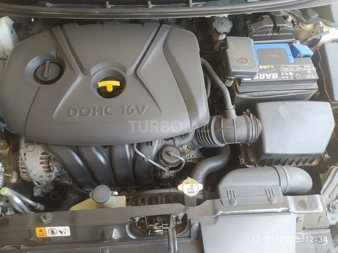 Hyundai Elantra 2011, 220,000 km - 1.8 л - Şirvan