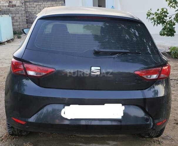 SEAT Leon-2