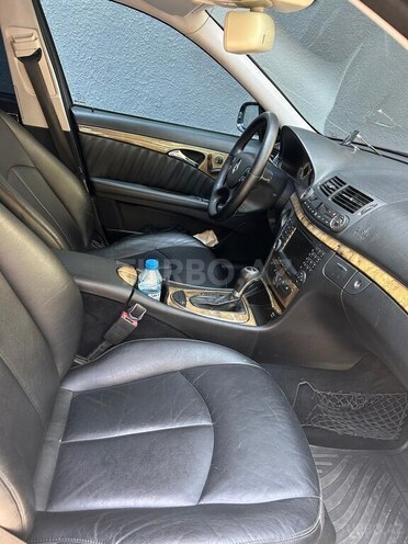 Mercedes E 350 2006, 207,000 km - 3.5 l - Sumqayıt