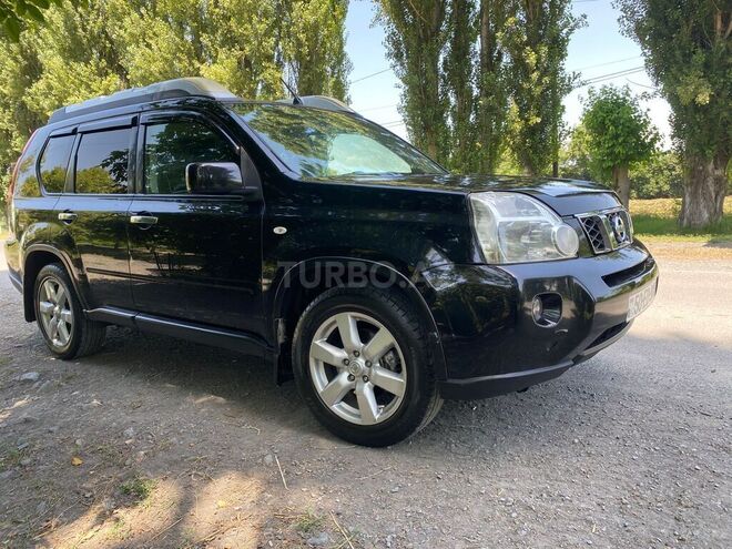 Nissan X-Trail 2008, 235,000 km - 2.5 l - Qax