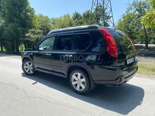 Nissan X-Trail 2008, 235,000 km - 2.5 l - Qax