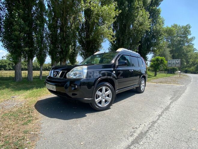 Nissan X-Trail 2008, 235,000 km - 2.5 l - Qax