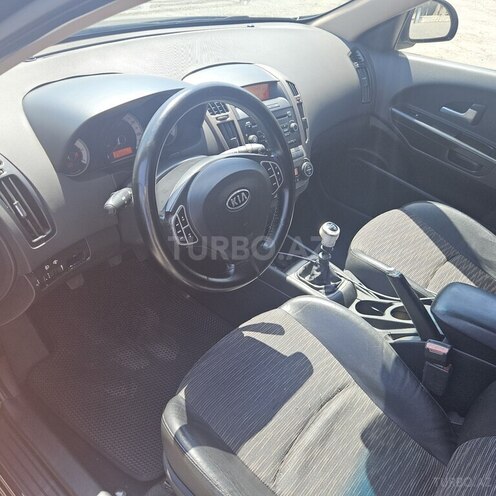 Kia Ceed 2007, 238,000 km - 1.6 l - Şəki