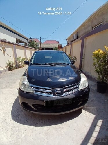 Nissan Tiida-1