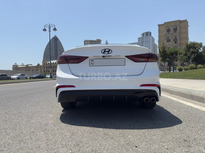 Hyundai Elantra 2017, 79,000 km - 1.6 l - Bakı