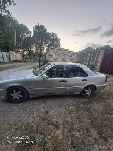 Mercedes C 200 1999, 278,000 km - 2.0 l - Qəbələ
