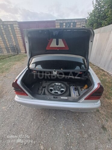 Mercedes C 200 1999, 278,000 km - 2.0 l - Qəbələ