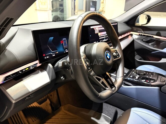 BMW i5-14