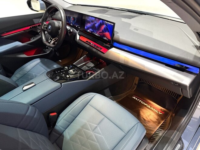 BMW i5-22