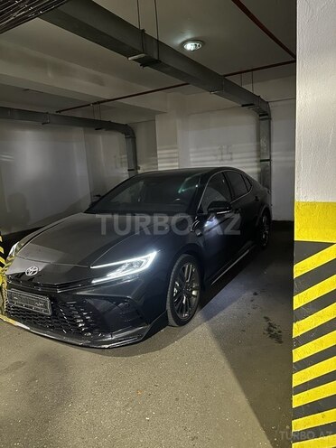 Toyota Camry 2024, 13,000 km - 2.0 л - Bakı