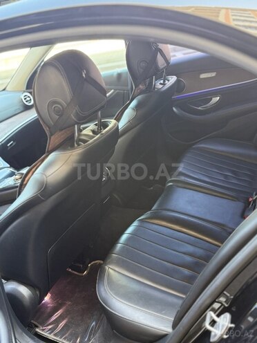 Mercedes E 220 d 2016, 169,000 km - 2.2 l - Sumqayıt