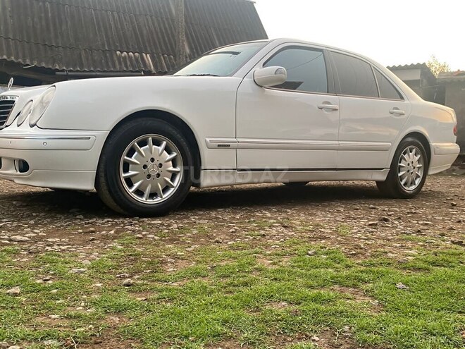 Mercedes E 220 d 2000, 427,552 km - 2.2 l - Lənkəran