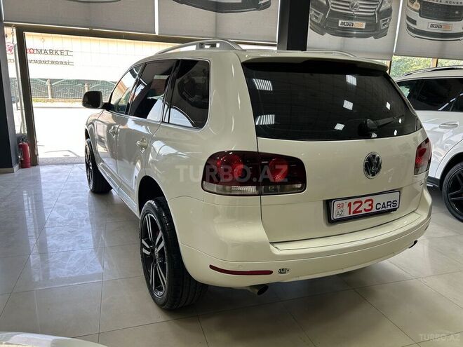 Volkswagen Touareg-3