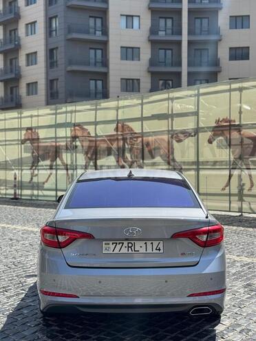 Hyundai Sonata-3
