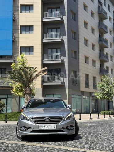 Hyundai Sonata-8
