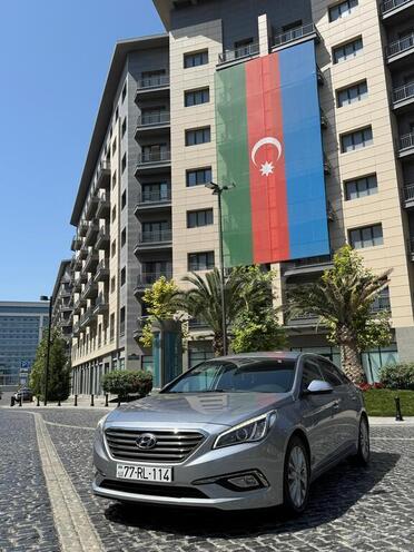 Hyundai Sonata-1