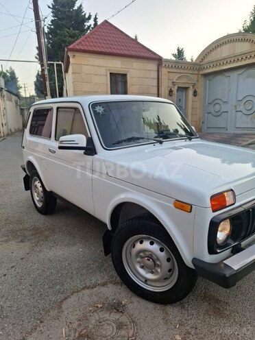 LADA (VAZ) Niva-13