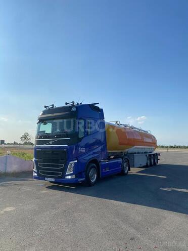 Volvo FH 500 2014, 1,380,000 km - 13.0 l - Bakı