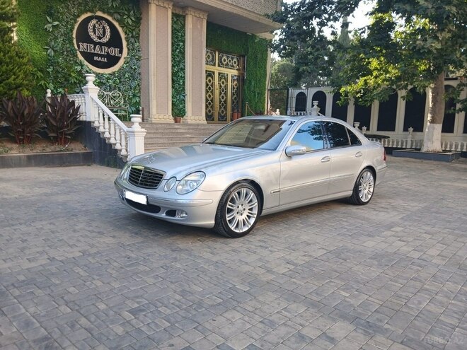 Mercedes E 320 2003, 307,000 km - 3.2 л - Bakı