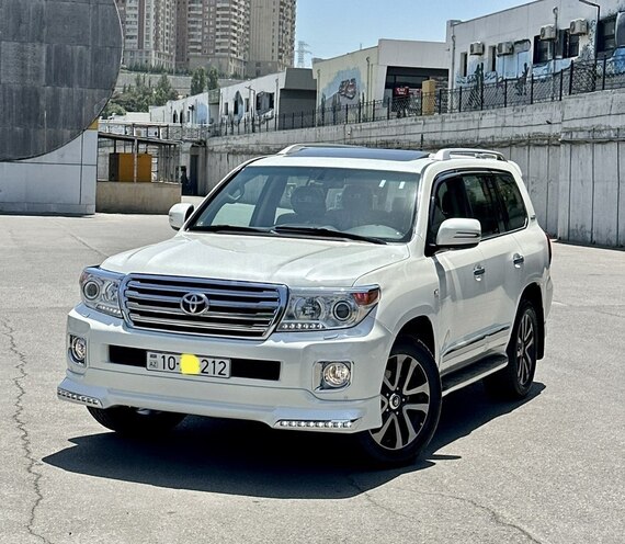 Toyota Land Cruiser 2011, 140,000 km - 4.7 л - Bakı