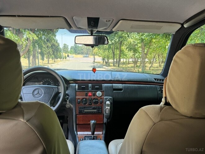 Mercedes E 230 1996, 343,788 km - 2.3 l - Gəncə