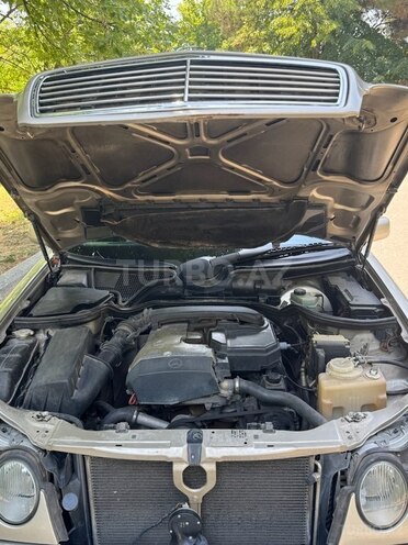 Mercedes E 230 1996, 343,788 km - 2.3 l - Gəncə
