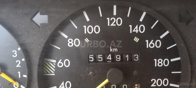 Mercedes 190 1992, 554,930 km - 2.0 l - Quba