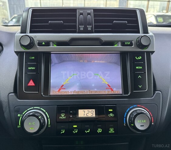 Toyota Land Cruiser Prado-17