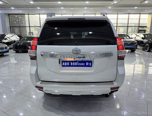Toyota Land Cruiser Prado-7