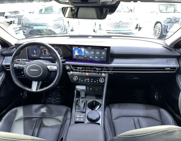 Hyundai Sonata-8