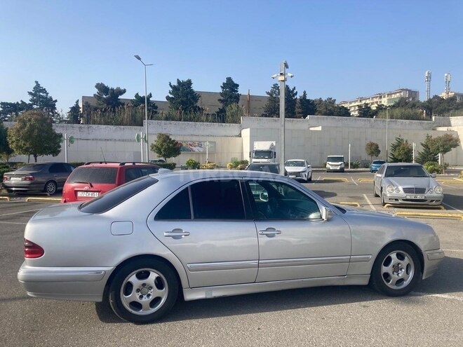 Mercedes E 220 d 2001, 358,000 km - 2.2 л - Bakı