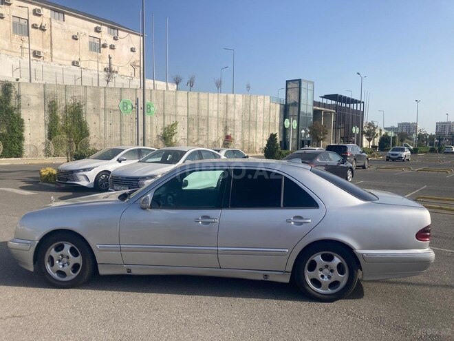 Mercedes E 220 d 2001, 358,000 km - 2.2 л - Bakı