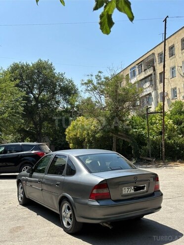 Opel Vectra 1996, 250,800 km - 1.6 l - Bakı