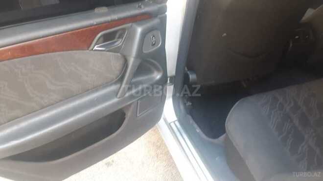 Mercedes E 200 1997, 269,147 km - 2.0 l - Sabirabad
