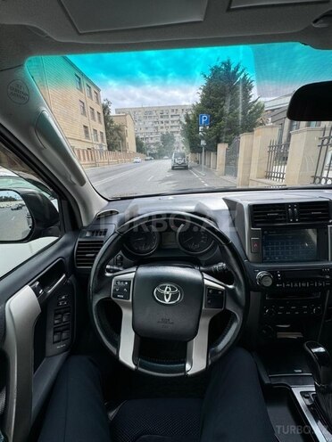 Toyota Land Cruiser Prado 2011, 280,000 km - 2.7 л - Bakı