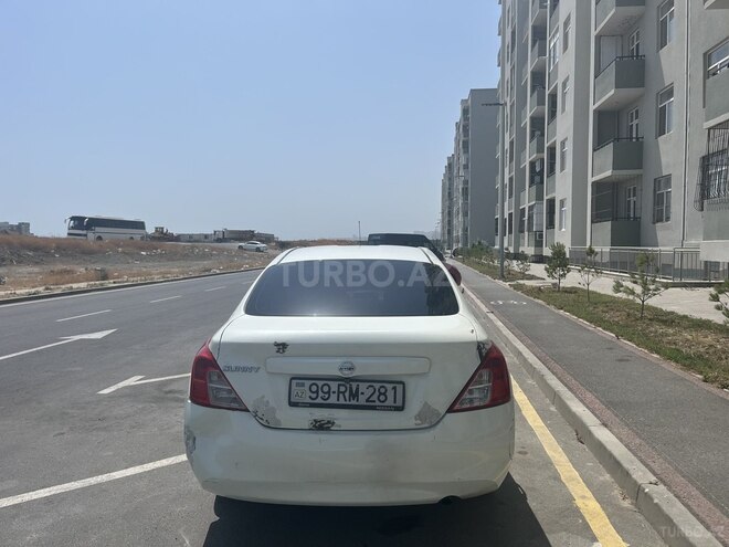 Nissan Sunny 2013, 318,000 km - 1.5 l - Bakı