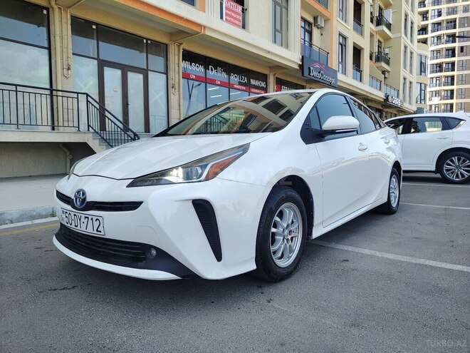 Toyota Prius 2019, 98,000 km - 1.8 л - Sumqayıt
