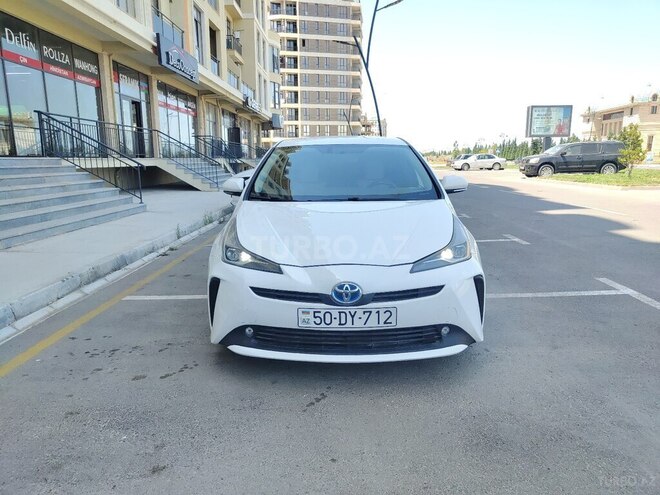 Toyota Prius 2019, 98,000 km - 1.8 л - Sumqayıt