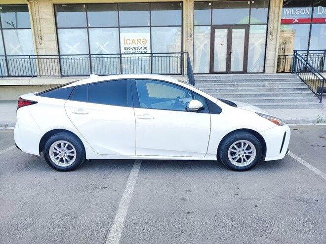 Toyota Prius 2019, 98,000 km - 1.8 л - Sumqayıt