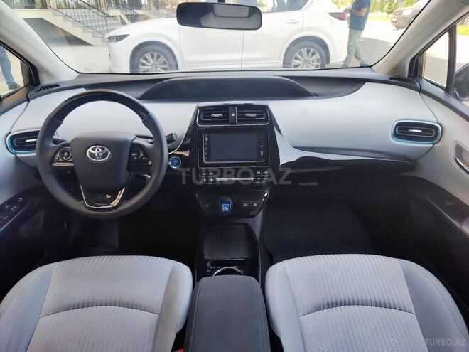 Toyota Prius 2019, 98,000 km - 1.8 л - Sumqayıt
