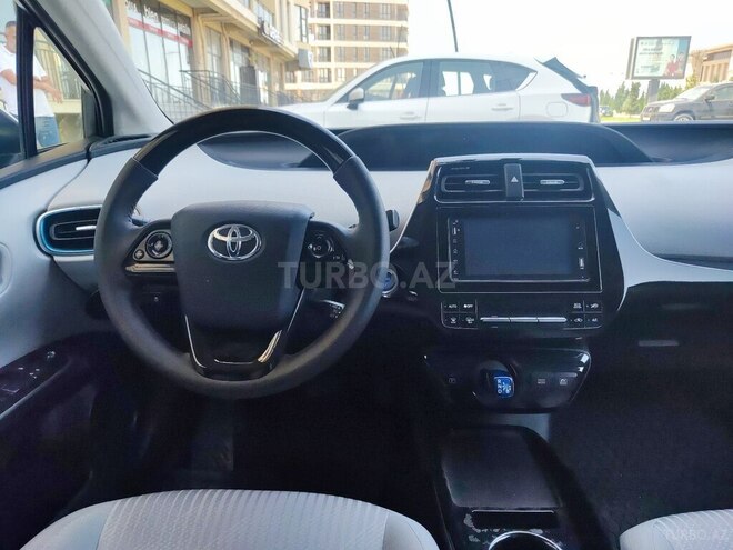 Toyota Prius 2019, 98,000 km - 1.8 л - Sumqayıt